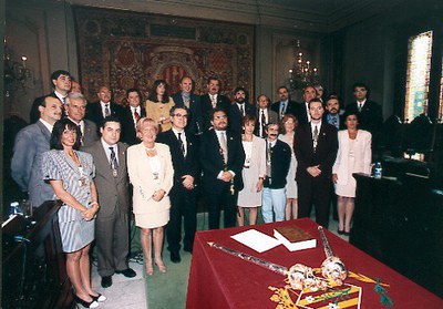 Corporació 1995.