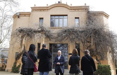 La participació en el procés per dissenyar els nou usos del Xalet dels Camps Elisis serà totalment oberta i es vehicularà a través de la Taula de Pro….