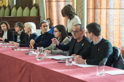 Els representants de l'equip de govern a la reunió han estat el paer en cap i els tinents d'alcalde Toni Postius, Jordina Freixanet i Sergi Talamonte.