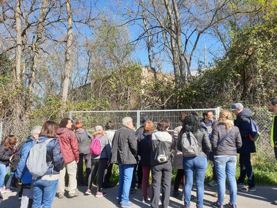 El Molí de Cervià ha estat el punt de sortida de la visita guiada per arqueòlegs i tècnics de medi ambient.