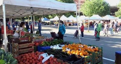 El mercat del Barris Nord ha reprès avui la seva activitat.