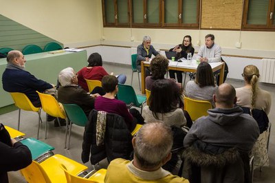 Fotografia d'arxiu de la constitució del Consell de Zona de Llívia..