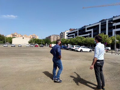 El primer tinent d'alcalde i regidor d'Urbanisme, Toni Postius, i el regidor de Mobilitat, Joan Ramon Castro, han visitat aquest matí l'aparcament de….