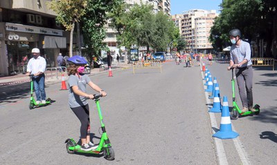 Circuit per a provar els patinets a Rovira Roure.