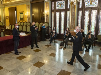 Una de les mencions d'honor que s'han lliurat aquesta tarda, al Saló de Sessions..