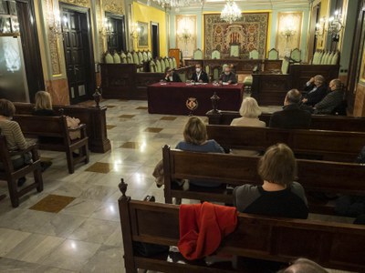 Tatxo Benet ha presentat al Saló de Sessions de la Paeria el llibre 'La travessia més difícil', sobre la seva experiència amb la Covid-19.