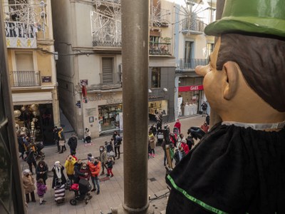 L'Home dels Nassos passeja per la ciutat cada 31 de desembre..