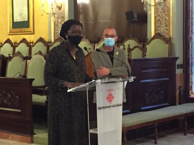 La regidora Mariama Sall en un moment de la seva intervenció..