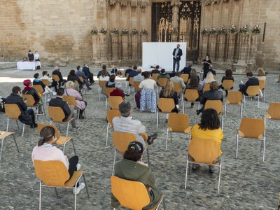 L'acte ha tingut lloc davant la porta dels Apòstols.