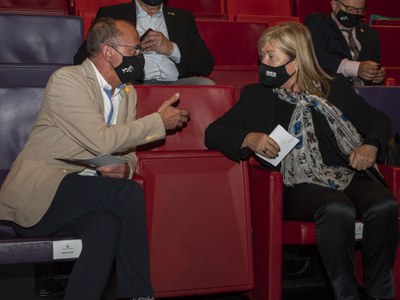 L'alcalde i la consellera abans de l'espectacle inaugural.