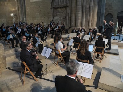 La Banda Municipal, dirigida per Amadeu Urrea, ha posat el toc musical a l'acte amb el concert.