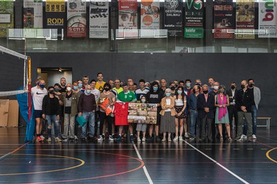 El món del voleibol lleidatà ha retut homenatge a Jordi Eritja en el Pavelló municipal Juanjo Garra.