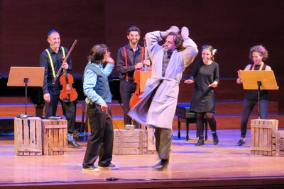 L'Auditori ha acollit l'espectacle familiar de Lleidart Ensemble.