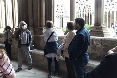 El regidor Joan Ramon Castro ha participat en la visita guiada 'Enigmes de la Seu Vella', que ha conduït el director del Consorci del Turó, Joan Baig….