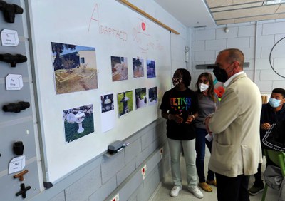 Els alumnes han explicat al paer en cap el treball que desenvolupen a l'escola.