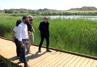 El paer en cap, acompanyat dels directius de Raimat i l'alcaldessa de l'EMD, han fet la ruta del Pantà de la Clamor.