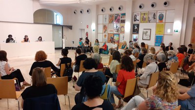 L’Audiència Pública sobre el model d’atenció i acollida d’urgència social a les dones, i els seus fills i filles, promoguda pel Grup Feminista de Pon….