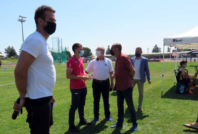 El paer en cap ha pogut conversar amb Arnau Monné, bronze en 100 m i plata en el relleu 4x100 dels campionats d'Europa sub-23, que ha col·laborat com….