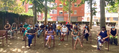 L'acte s'ha fet a l'exterior de l'Institut Municipal d'Ocupació.