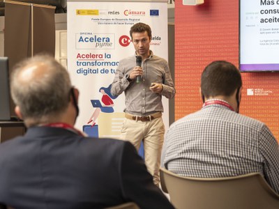 Estand a la Fira de Sant Miquel on l'Àrea 5G de Ponent - Lleida On fa les activitats de l'Àgora Tecnològica.