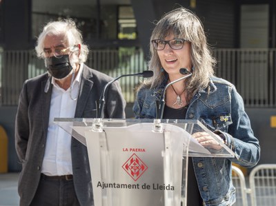 La tinent d'alcalde Sandra Castro i el director del Memorial Democràtic, Vicenç Villatoro, han tancat l'acte.