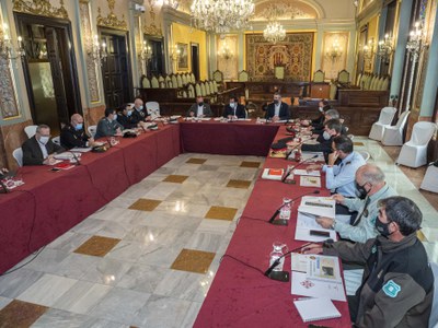 Fotografia de la Junta Local de Seguretat celebradas avui al Saló de Sessions de la Paeria 3.