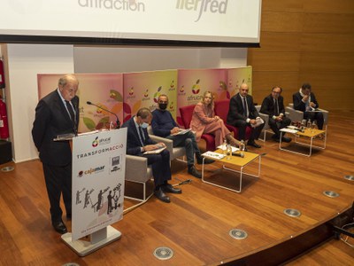 El conductor de l'acte, Manel Tahull, ha recordat que també va fer aquestes funcions fa 12 anys en fusionar-se Asofruit i les cooperatives frutícoles.