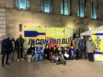 Foto de grup dels participants en la iniciativa amb els regidors Montse Pifarré i David Melé.