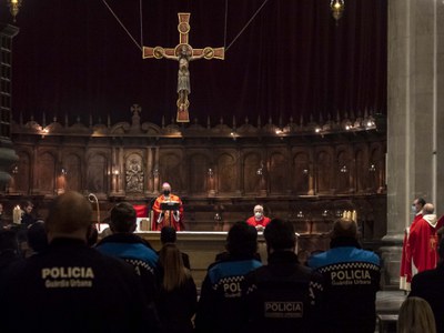 Ofrena floral i missa solemne a la Catedral amb motiu de Santa Cecília.