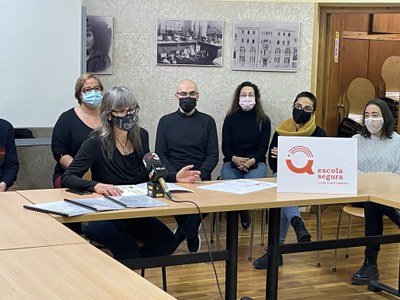 La tinent d'alcalde Sandra Castro ha presentat les principals línies del protocol que s'aplicarà a totes les escoles artístiques municipals..