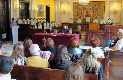 Lliurament del XVI Concurs periodístic Josep Pernau, al Saló de Sessions de la Paeria.