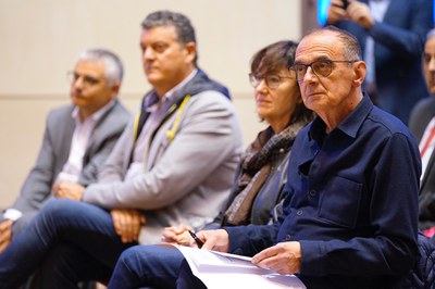 L'alcalde Miquel Pueyo i la tinent d'alcalde Montse Pifarré, a l'acte commemoratiu pels 50 anys del Premi del Llibre Agrari, de la Fira de Lleida.