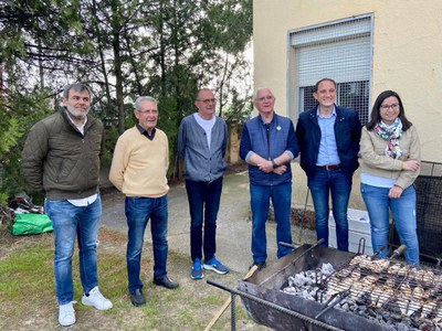 El paer en cap, amb la tinent d'alcalde Freixanet i el regidor de l'Horta han acompanyat el president de Montserrat, Joan Rogés, i  els veïns i veïne….