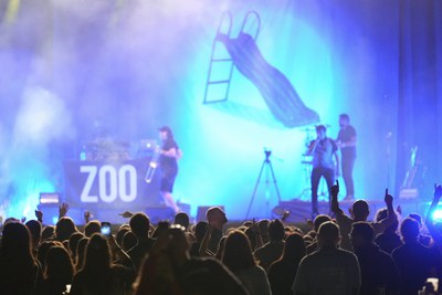 Els Zoo han estat els grans protagonistes de la nit a l'escenari principal de la Festa Major.