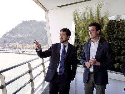 El tinent d'alcalde Toni Postius s'ha reunit amb el president del Port de Barcelona Damià Calvet..
