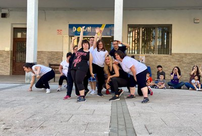 L'acte, que ha comptat amb l'actuació de membres de l'associació, s'ha desenvolupat a la plaça Sant Pere.