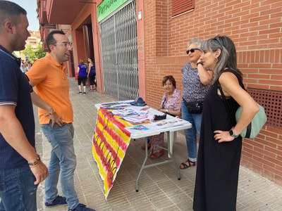 La tinent d'alcalde Sandra Castro i el regidor Xavier Palau han coincidit visitant les activitats programades.