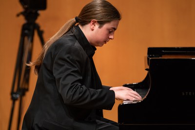 Els recitals s'estan realitzant a la Sala de Cambra de l'Auditori Municipal.