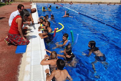Visita a les estades esportives d'Esportmania a les piscines municipals de Cappont.