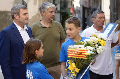 El Lleida Llista, una de les entitats esportives de la ciutat que han fet l'ofrena floral.