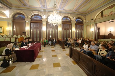 El Saló de Sessions de l'Ajuntament de Lleida, en l'acte del Consell Escolar d'avui..