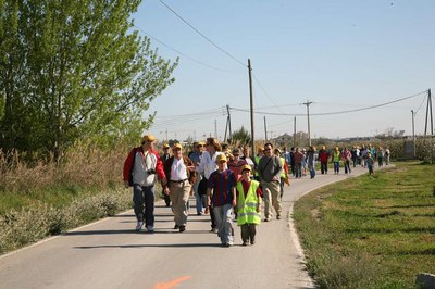 La festa ha començat amb una caminada popular.