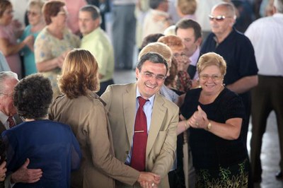 L'alcalde i els regidors també han gaudit del ball.