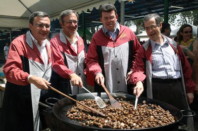 L'alcalde, Àngel Ros, el conseller Sabaté, el conseller Carnes i el rector de la UdL, Joan Viñas.