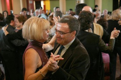 Ball de l'alcalde amb la guanyadora dels concursos dels darrers anys..