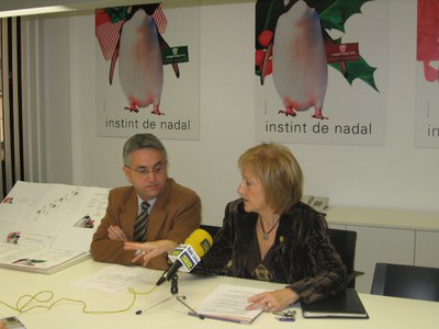 Dolors Arderiu i Jordi Baulenas en la roda de premsa a l'Institut de Comerç, Mercats i Consum..