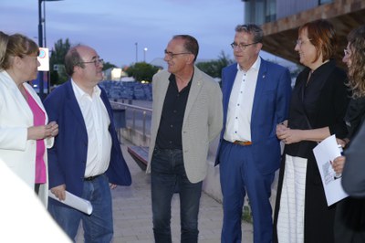 El paer en cap, Miquel Pueyo, ha assistit a la inauguració de la Fira de Titelles, amb el ministre Miquel Iceta i la consellera Natàlia Garriga, a la….