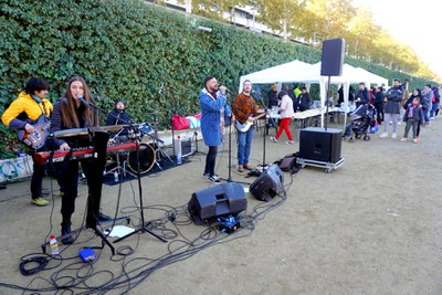 Valdivia & The Boo Band ha fet un concert al final de l'acte.