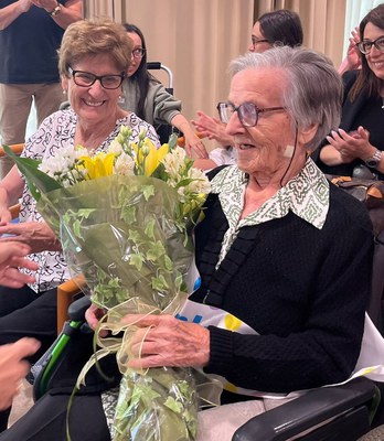 Celebració del centenari de Ramona Mir a Caser Residencial.
