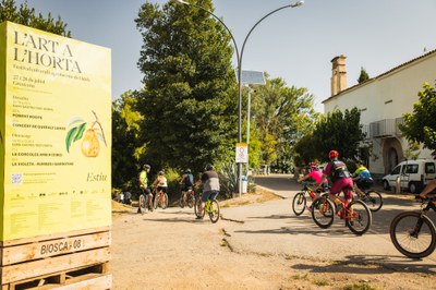 La regidoria de Cultura i Esports han organitzat la biciletada popular d'aquest matí per arribar a l'Ermita de Grenyana.